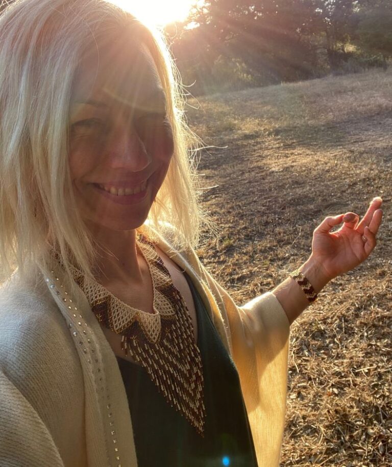 BFF00219 A3B4 4C5A 9AA5 0D8557EFC94B 768x916