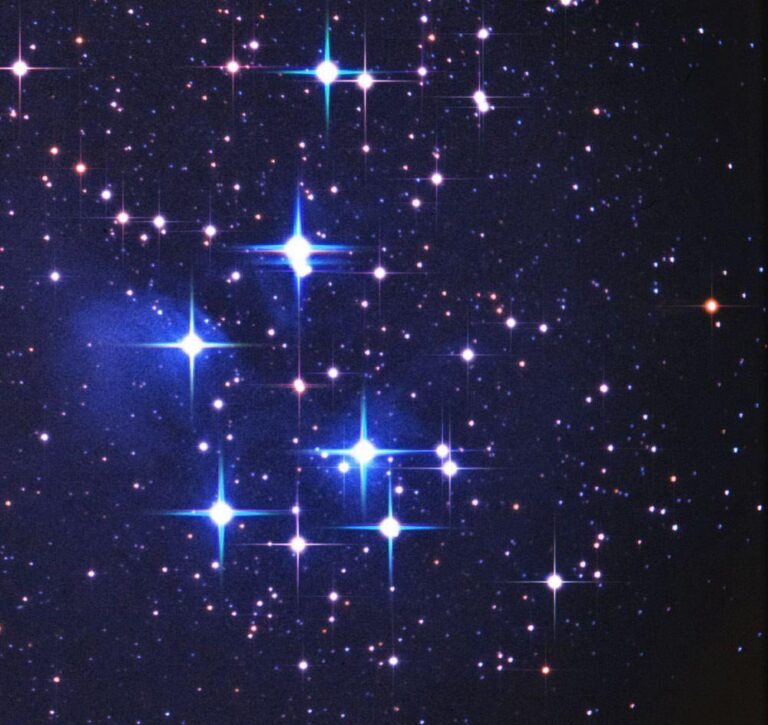 pleiades star cluster 768x725