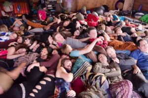 304870598 453607313487649 8633373567831686077 n 300x198